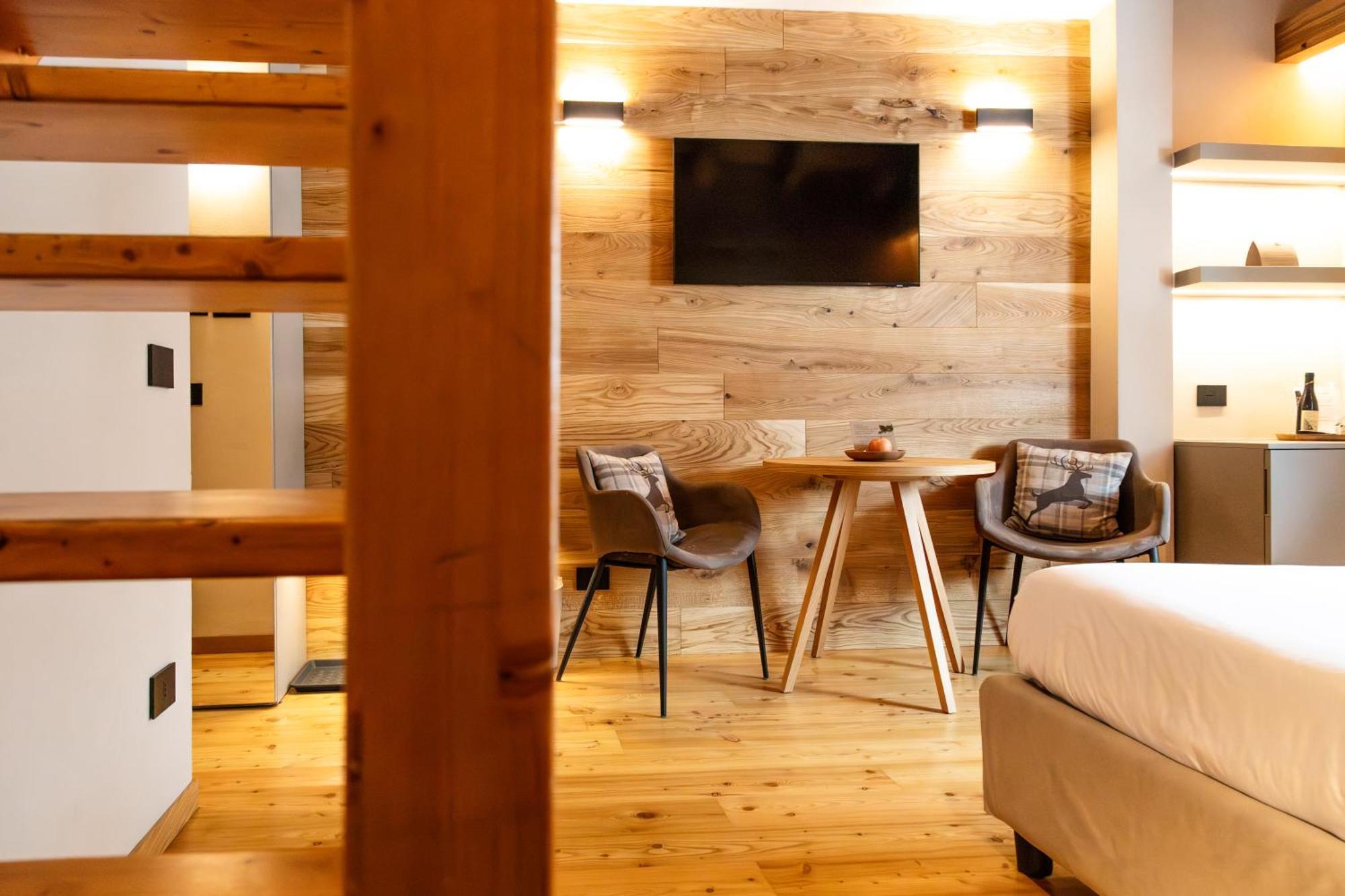 Hotel Relais Des Glaciers - Adults Only Champoluc Exterior foto